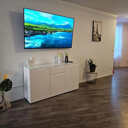 2 Zimmer, 4 Person, Balkon *