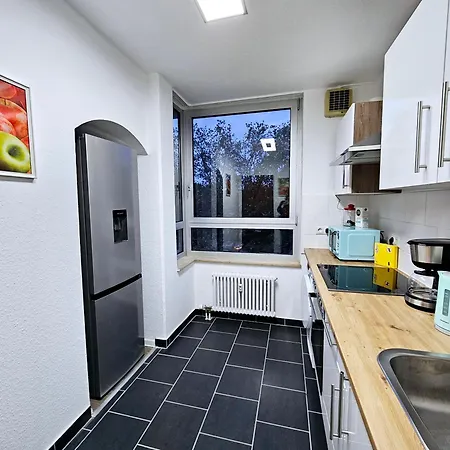 2 Zimmer, 4 Person, Balkon * Essen