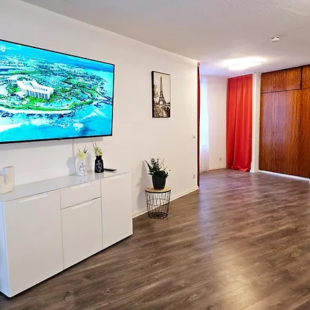 2 Zimmer, 4 Person, Balkon