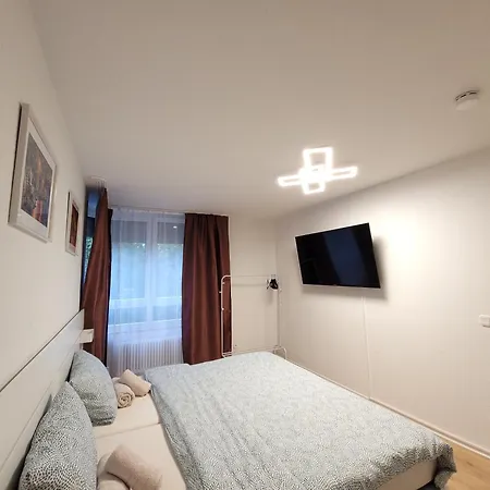 2 Zimmer, 4 Person, Balkon Апартаменты *